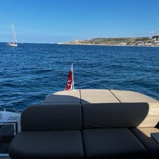 Princess V62-S