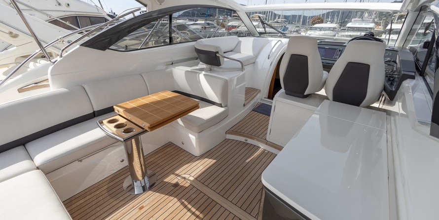 Princess V39