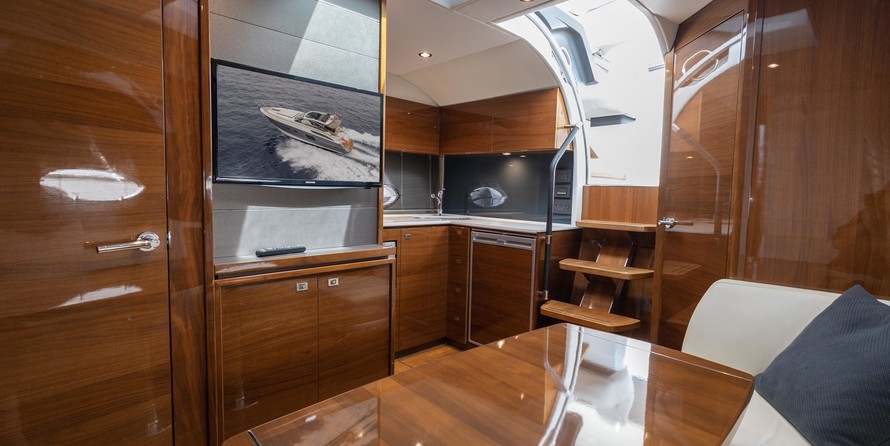 Princess V39
