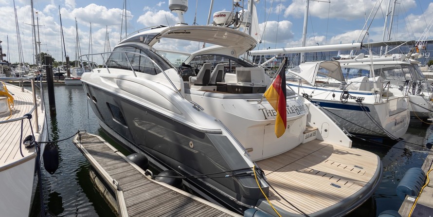 Princess V39