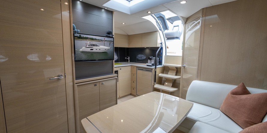 Princess V39