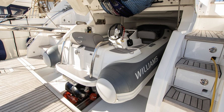 Princess V48 OPEN