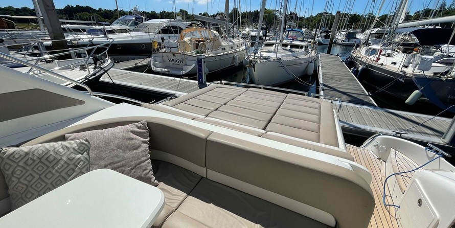 Princess V48