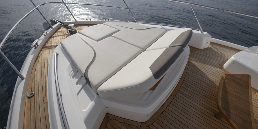 Princess V65