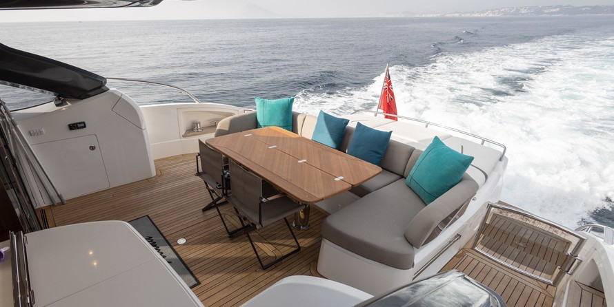 Princess V65