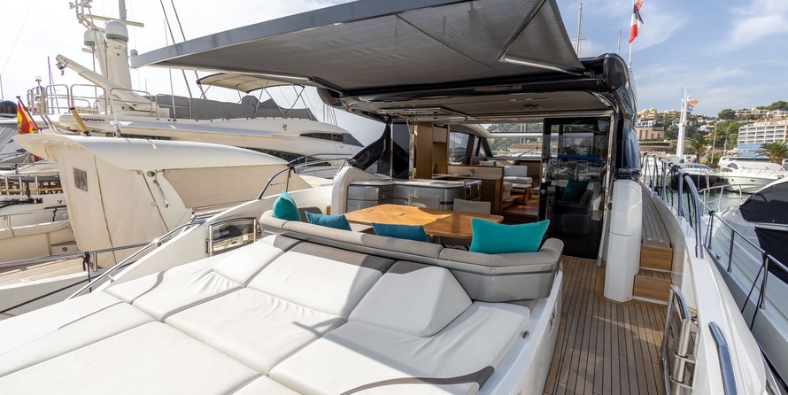 Princess V65