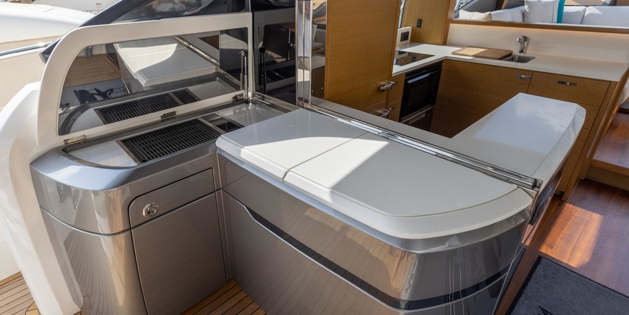 Princess V65