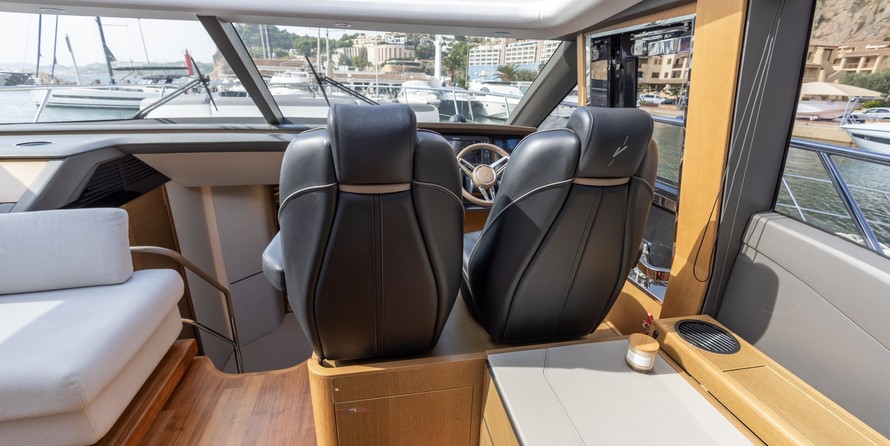 Princess V65