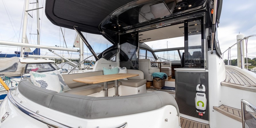 Princess V48