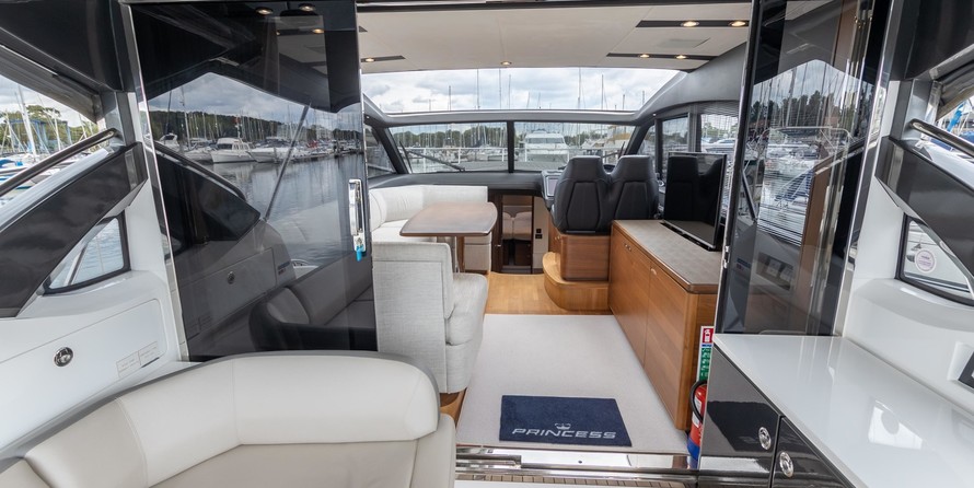 Princess V48