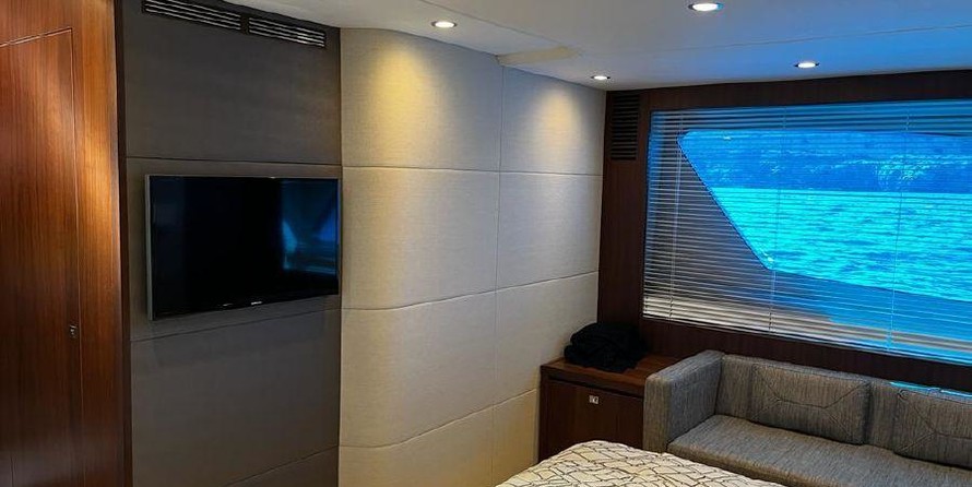Princess V62-S