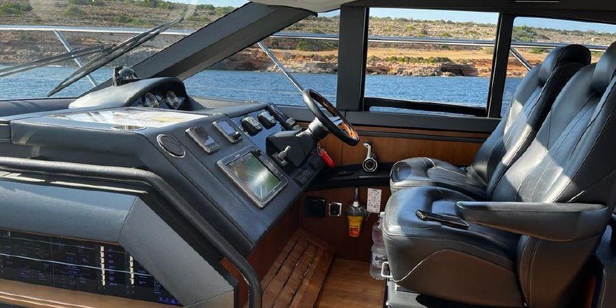 Princess V62-S