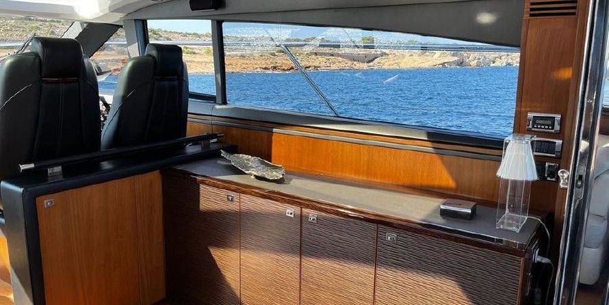 Princess V62-S