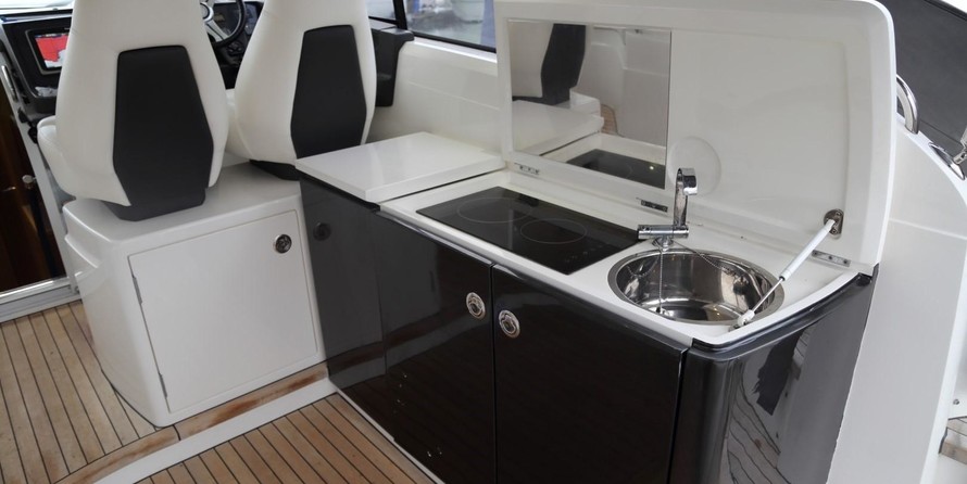 Princess V39